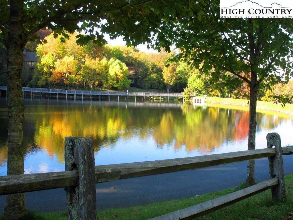 Image number 18 for the current listing