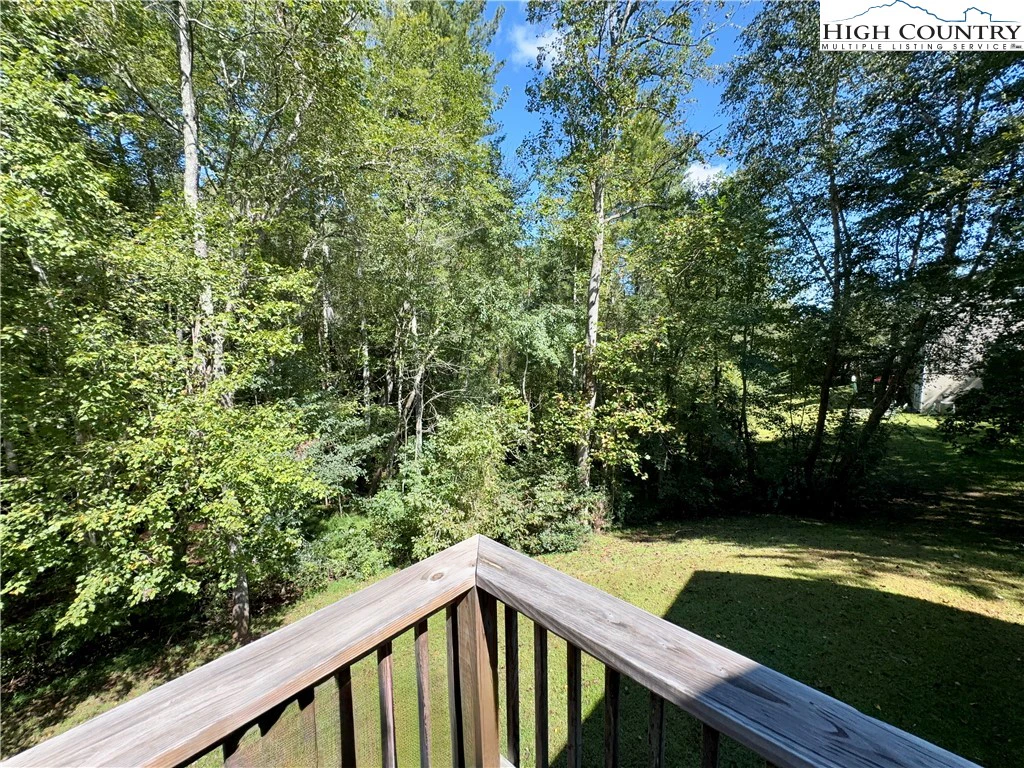 Image number 3 for the current listing