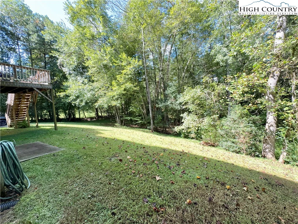 Image number 12 for the current listing