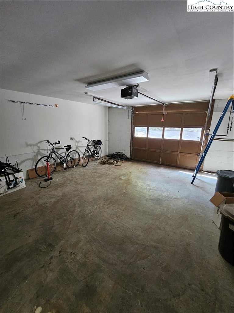 Image number 6 for the current listing