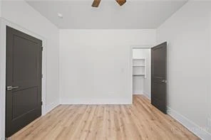 Image number 2 for the current listing