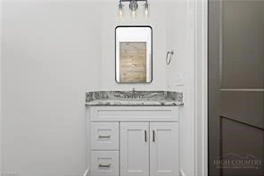 Image number 13 for the current listing