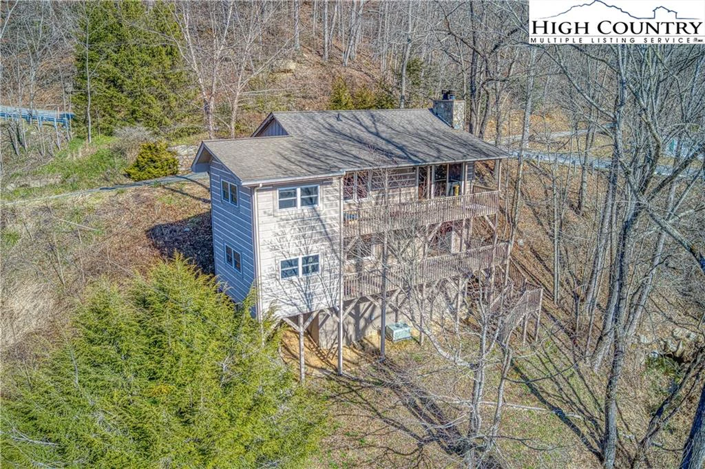 Image number 28 for the current listing