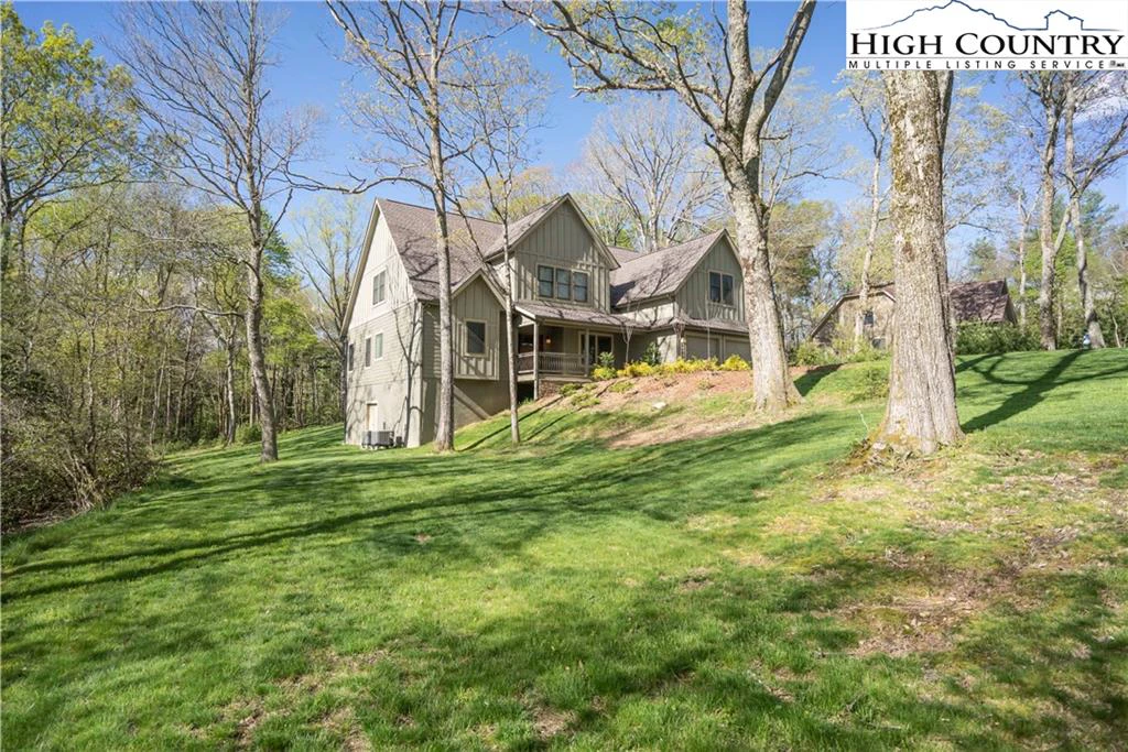 Image number 22 for the current listing