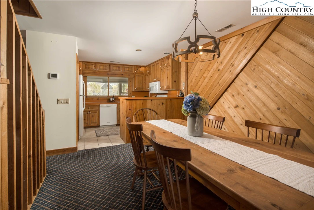 Image number 6 for the current listing