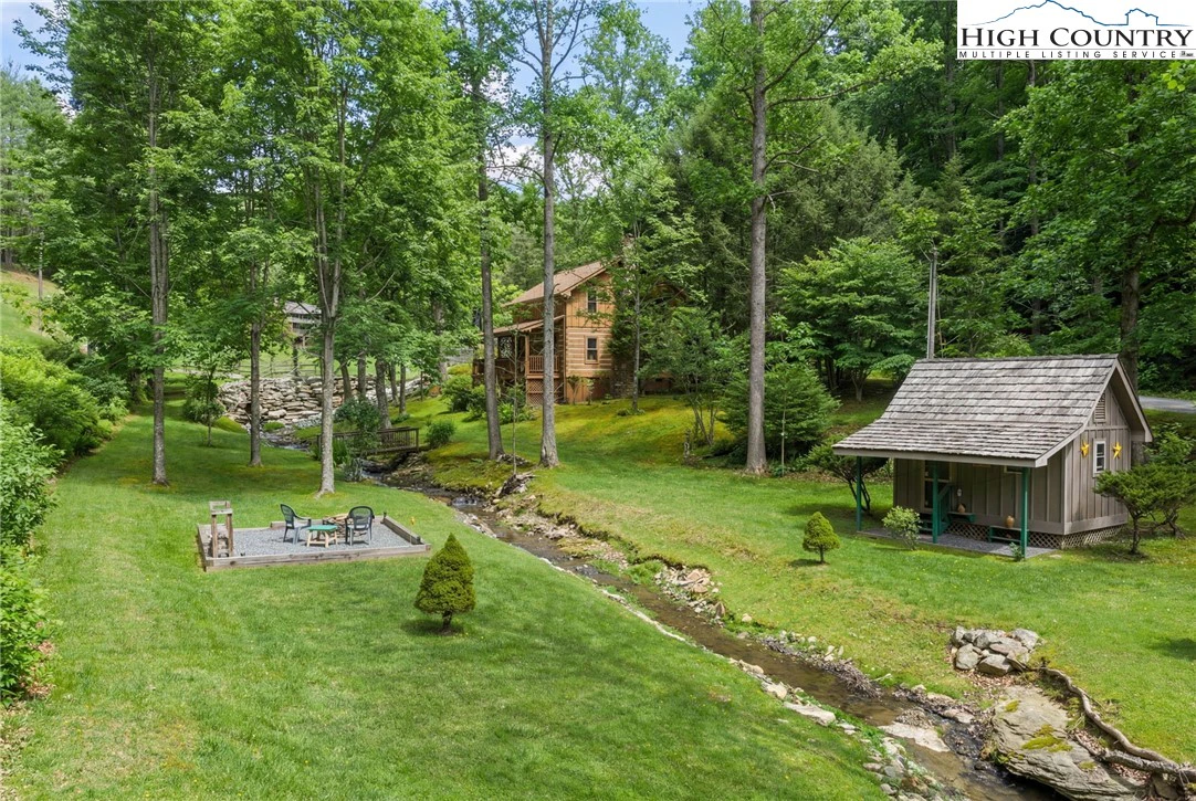 Image number 1 for the current listing