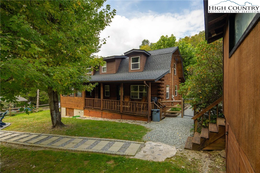 Image number 12 for the current listing