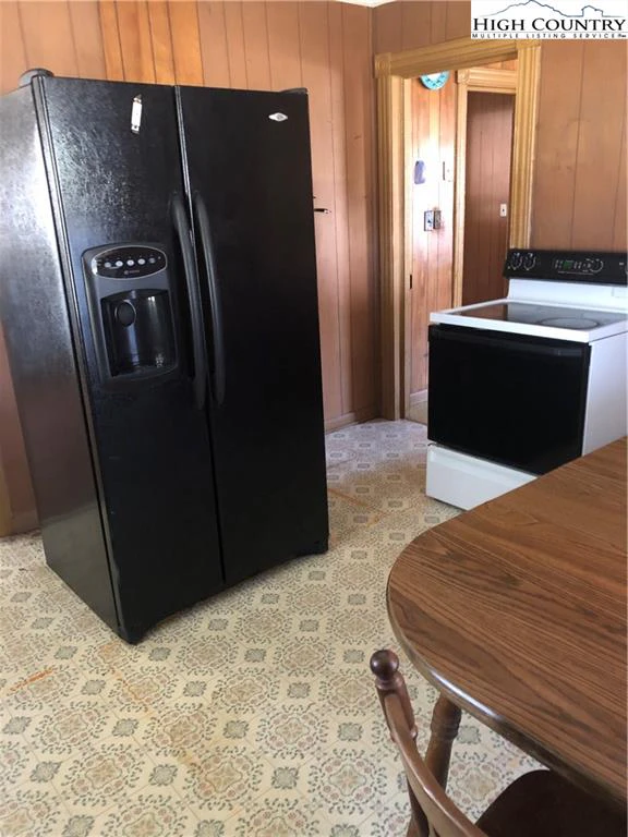 Image number 6 for the current listing