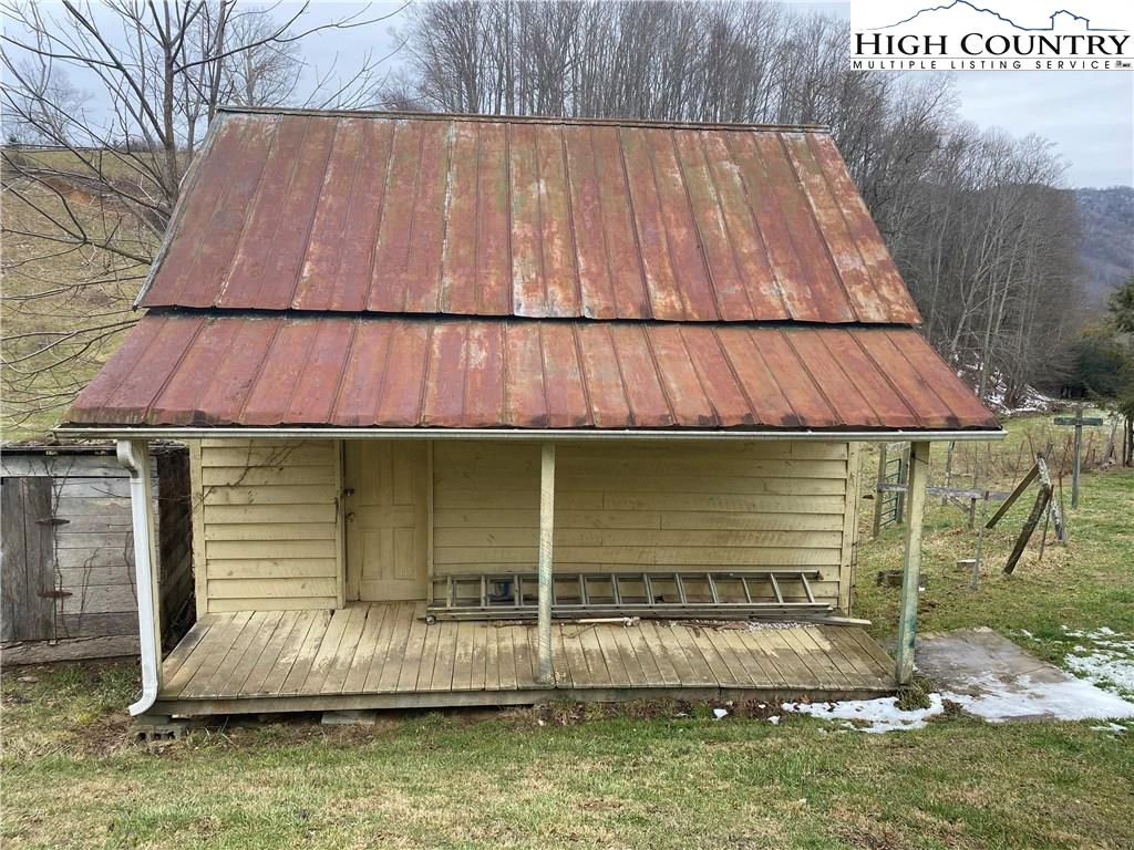 Image number 2 for the current listing