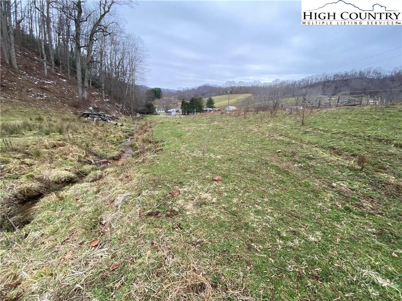 Image number 13 for the current listing