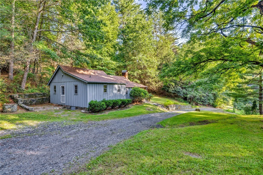 Image number 2 for the current listing