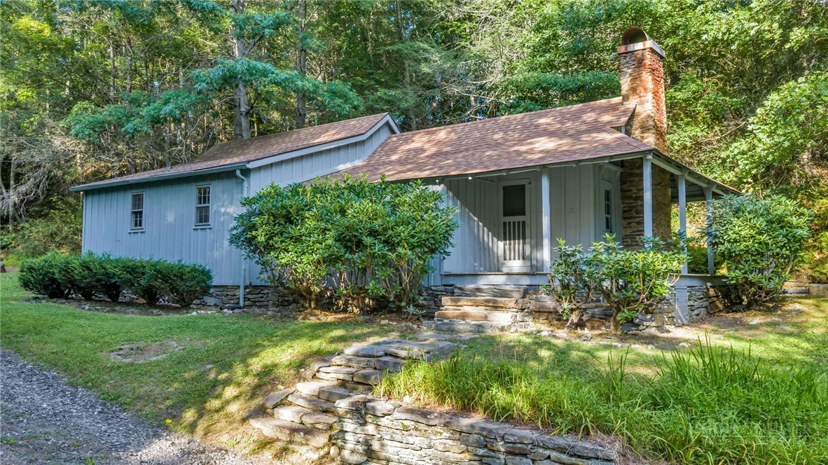 Image number 3 for the current listing