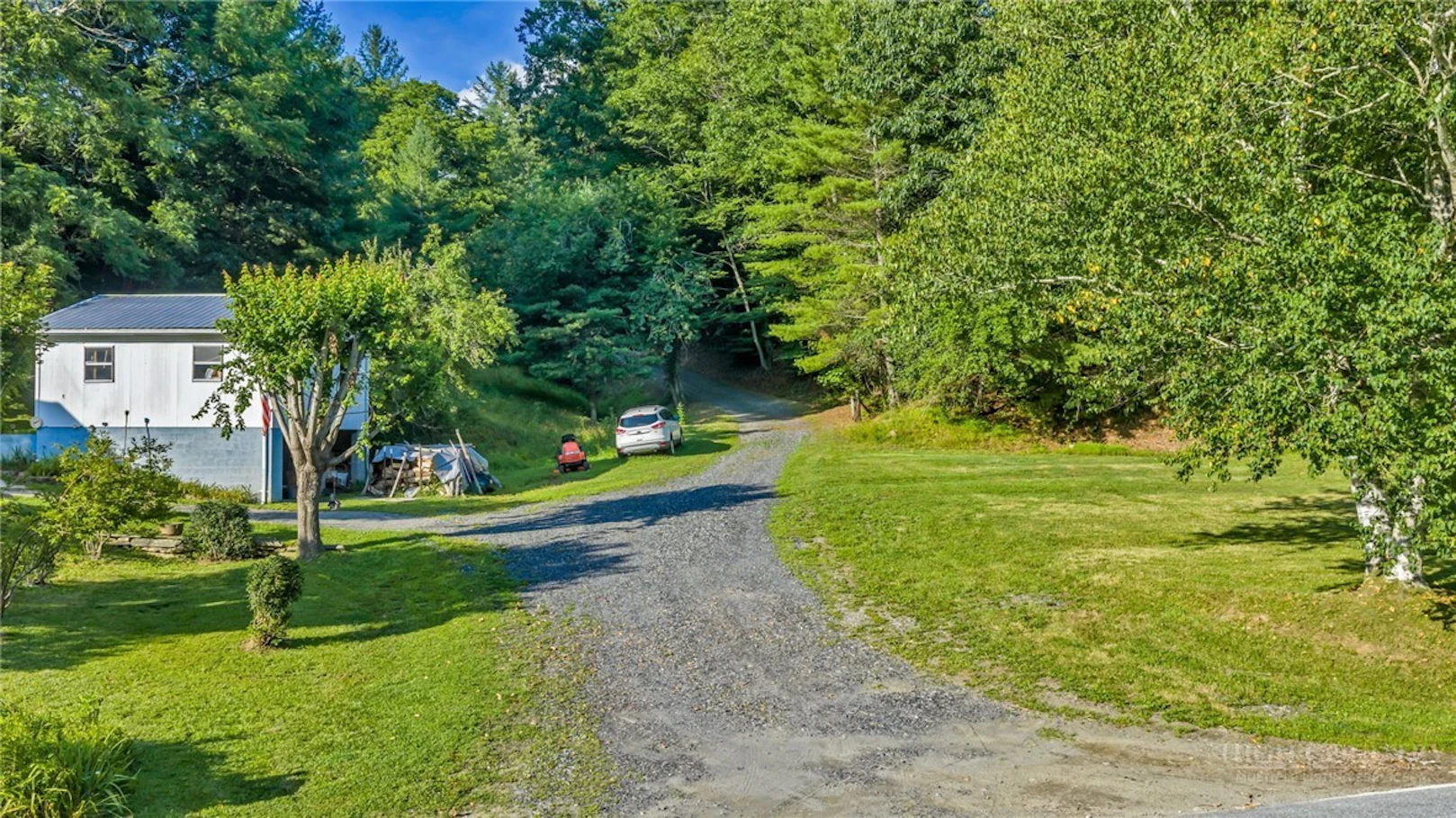 Image number 11 for the current listing