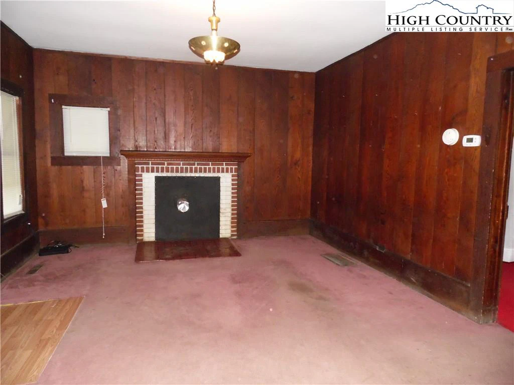 Image number 6 for the current listing