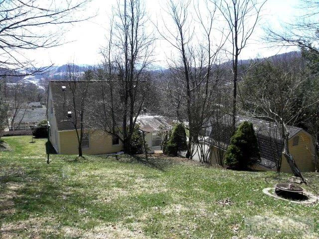 Image number 22 for the current listing