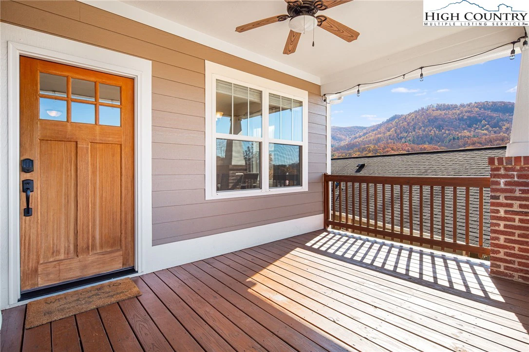 Image number 6 for the current listing