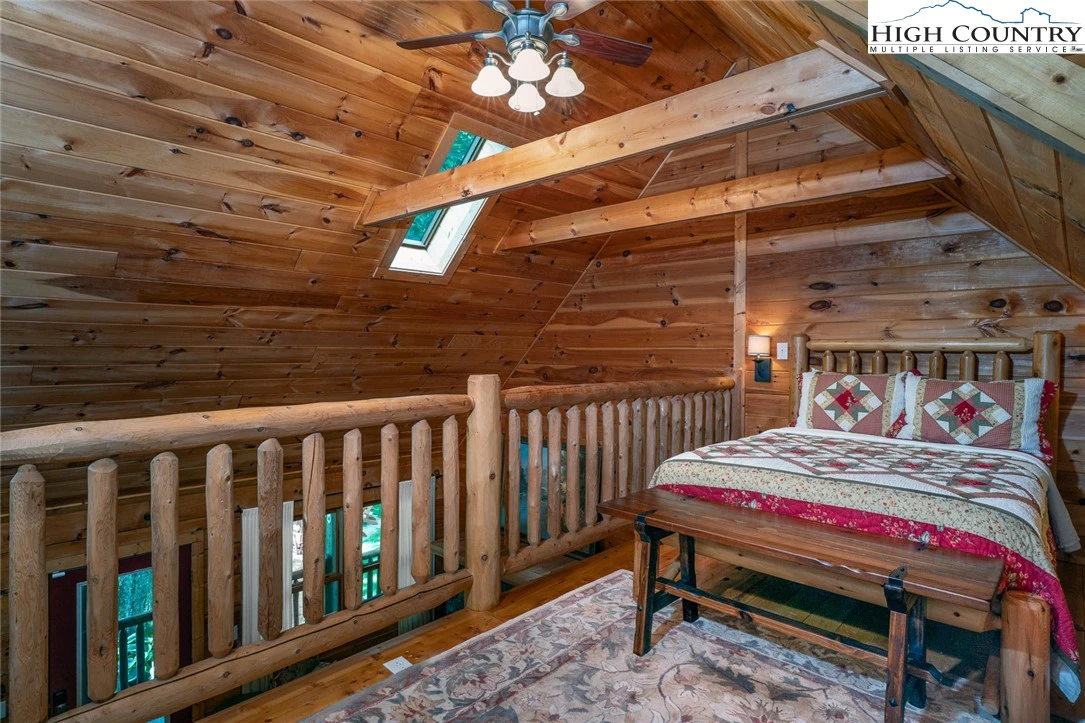 Image number 6 for the current listing
