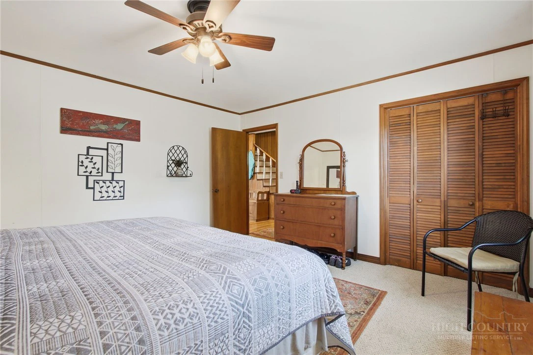 Image number 7 for the current listing