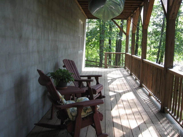 Image number 13 for the current listing
