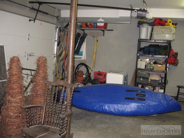 Image number 18 for the current listing