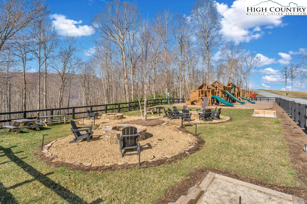 Image number 7 for the current listing