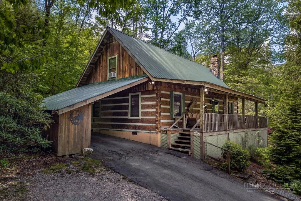 Image number 16 for the current listing