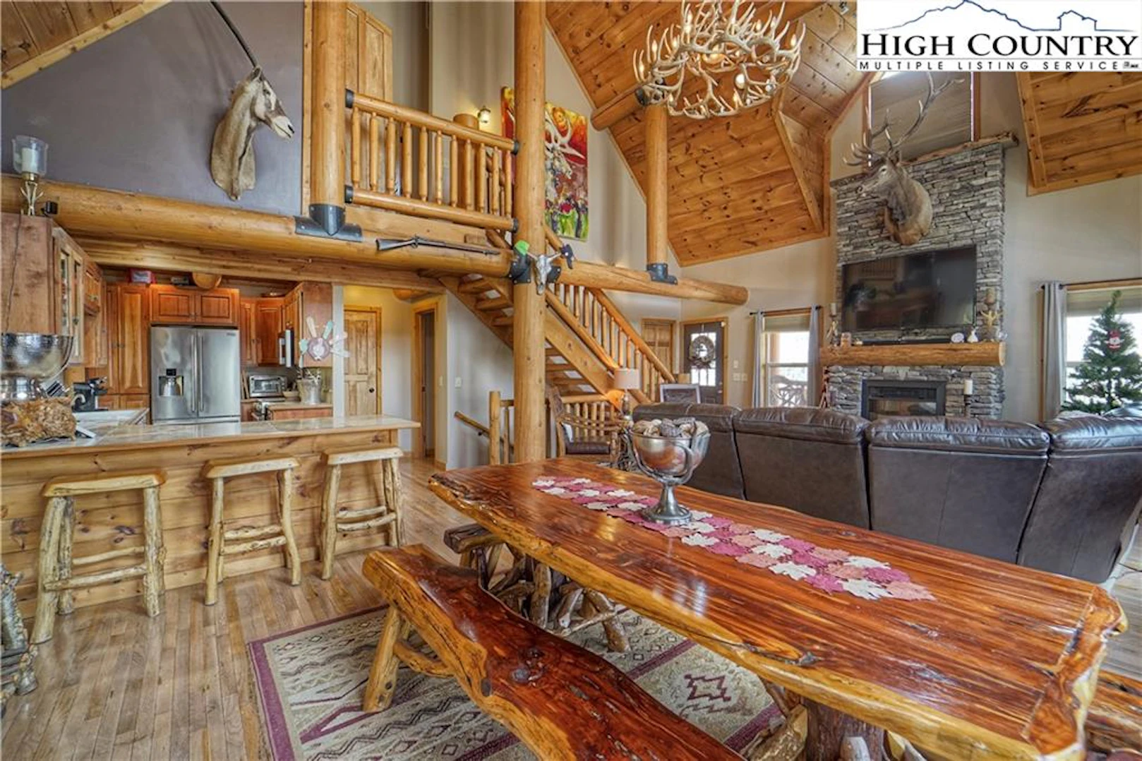 Image number 21 for the current listing
