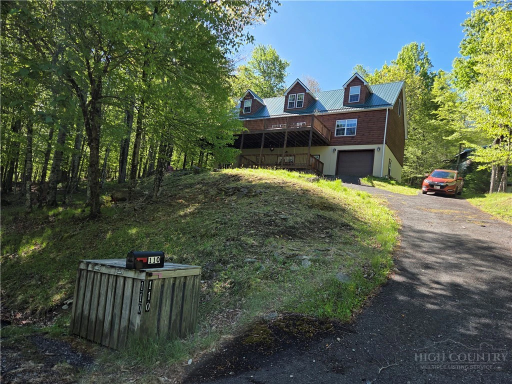 Image number 1 for the current listing
