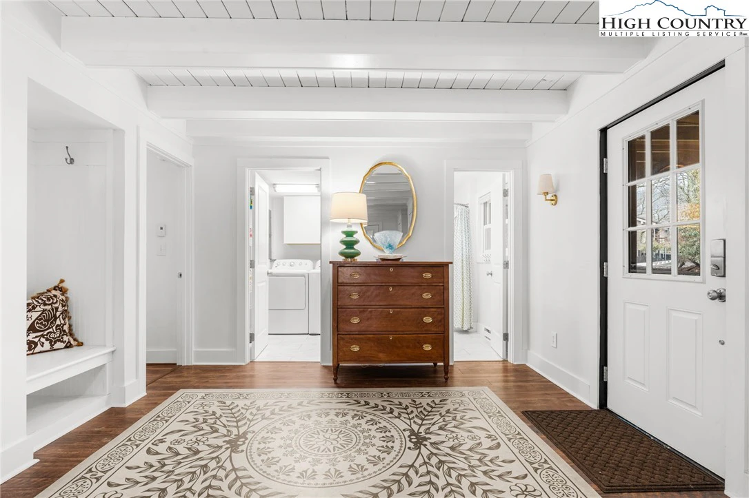 Image number 6 for the current listing