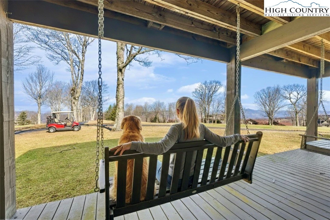 Image number 18 for the current listing