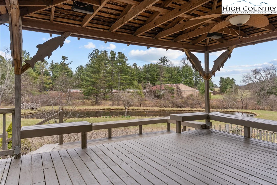 Image number 12 for the current listing