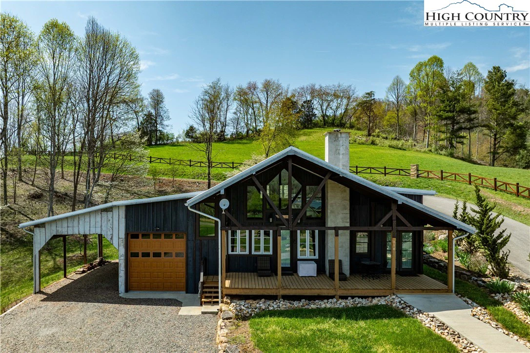 Image number 1 for the current listing