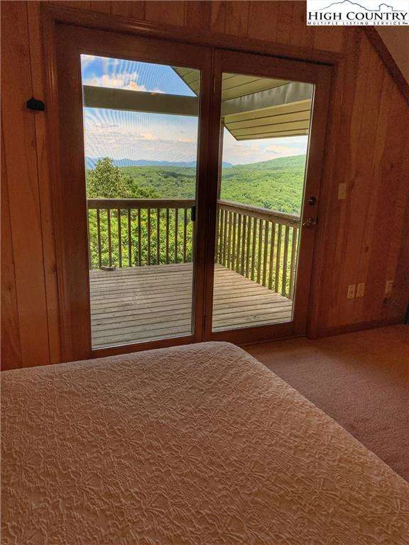 Image number 3 for the current listing