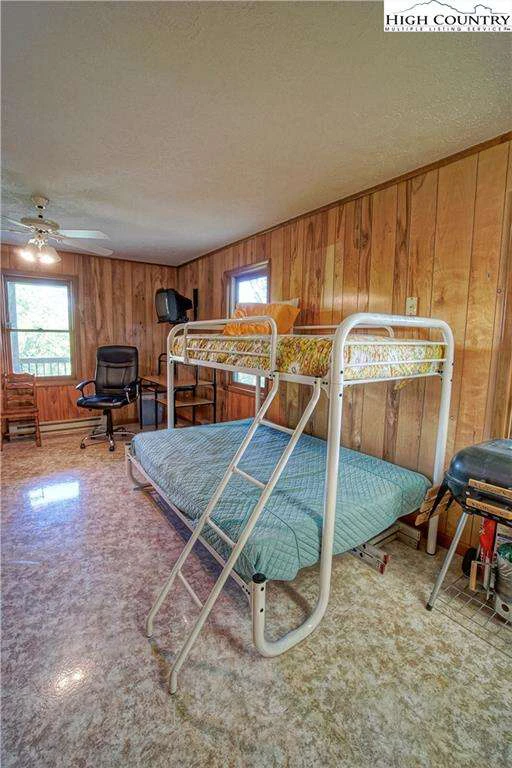 Image number 11 for the current listing
