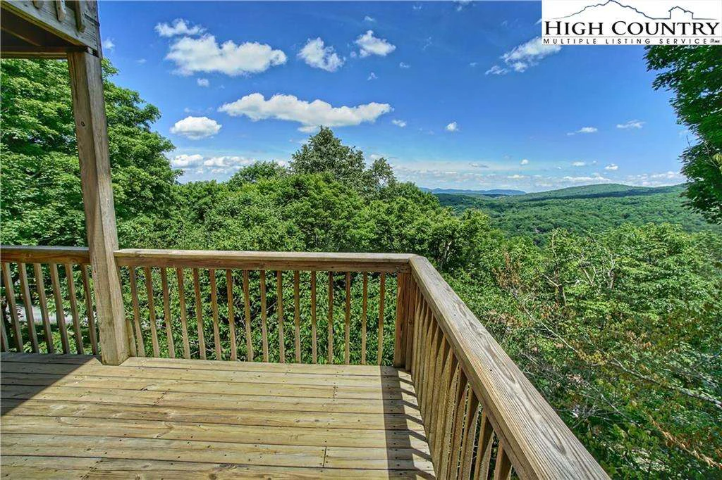 Image number 13 for the current listing