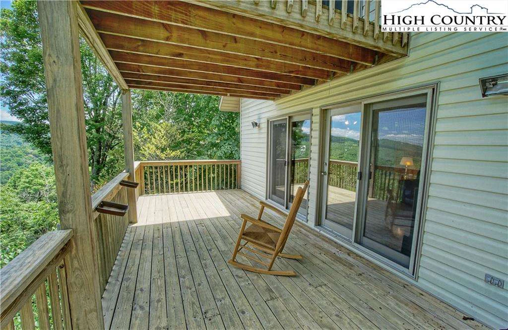 Image number 16 for the current listing