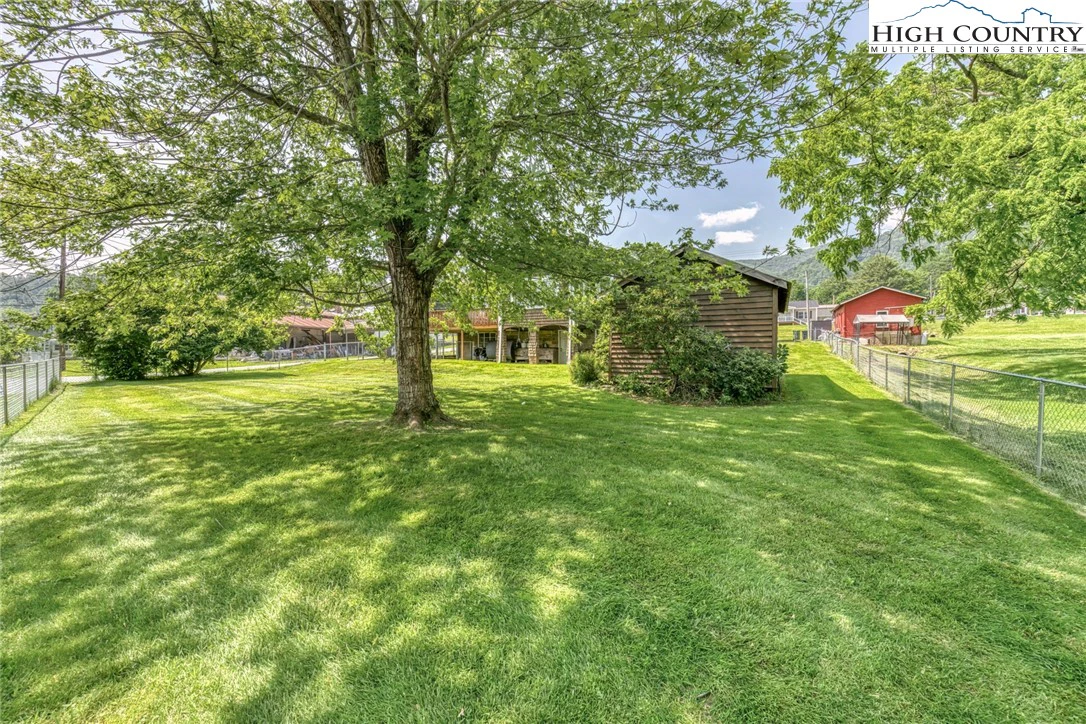 Image number 10 for the current listing