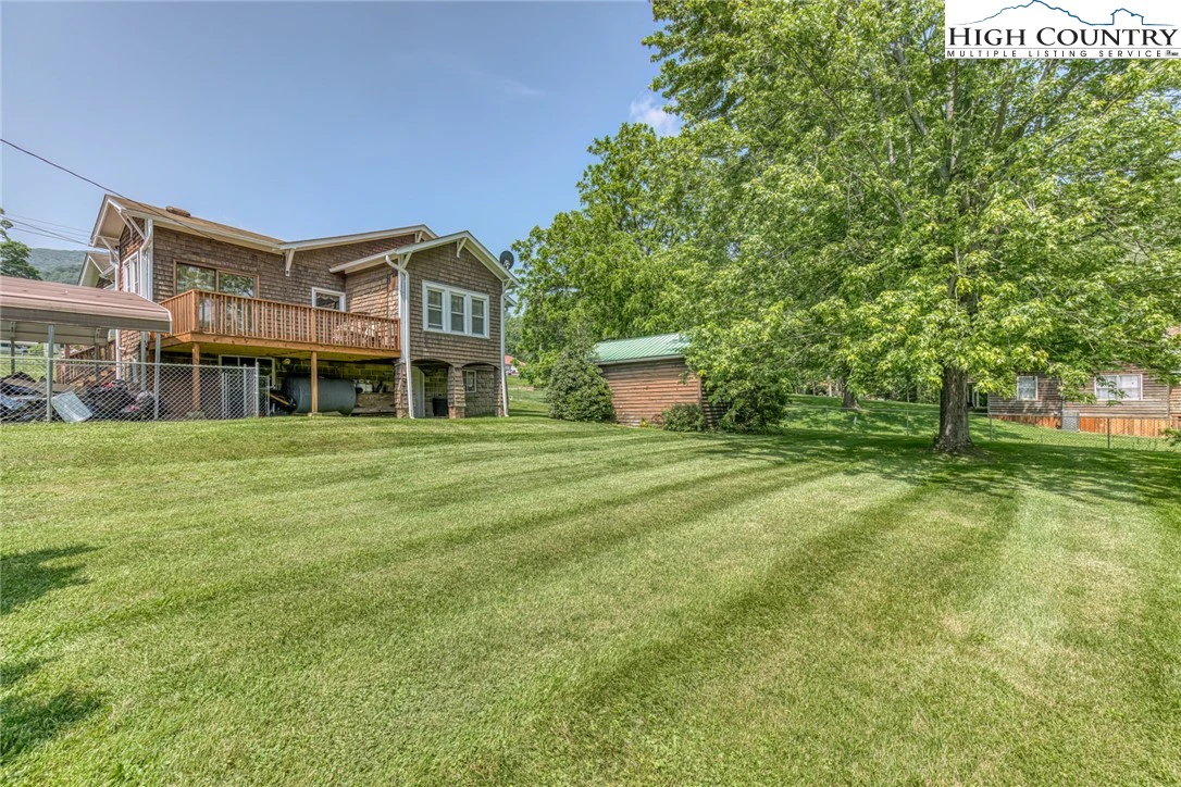 Image number 11 for the current listing