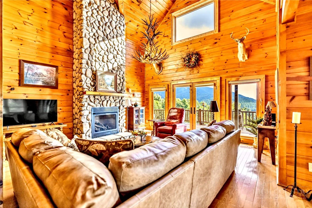 Image number 6 for the current listing