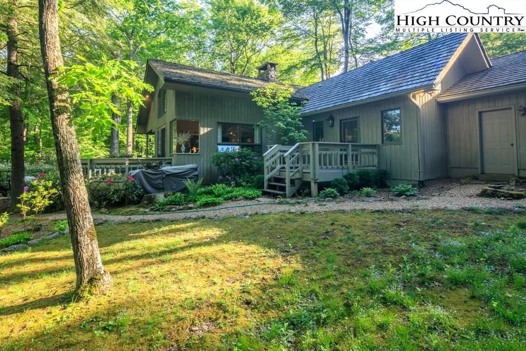 Image number 20 for the current listing