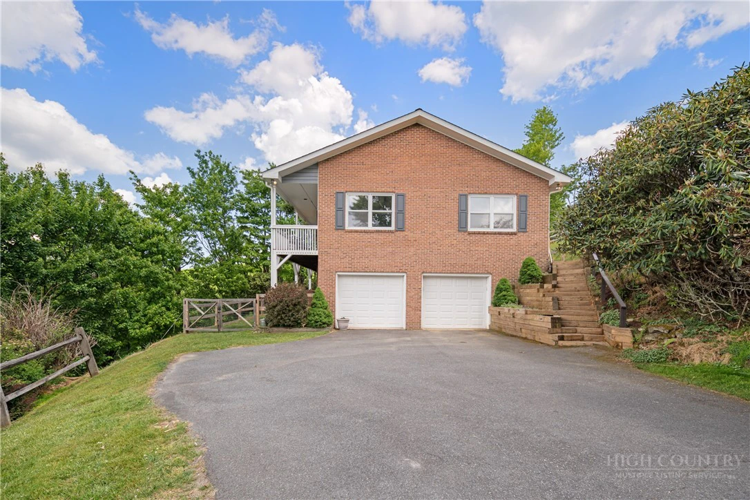 Image number 5 for the current listing