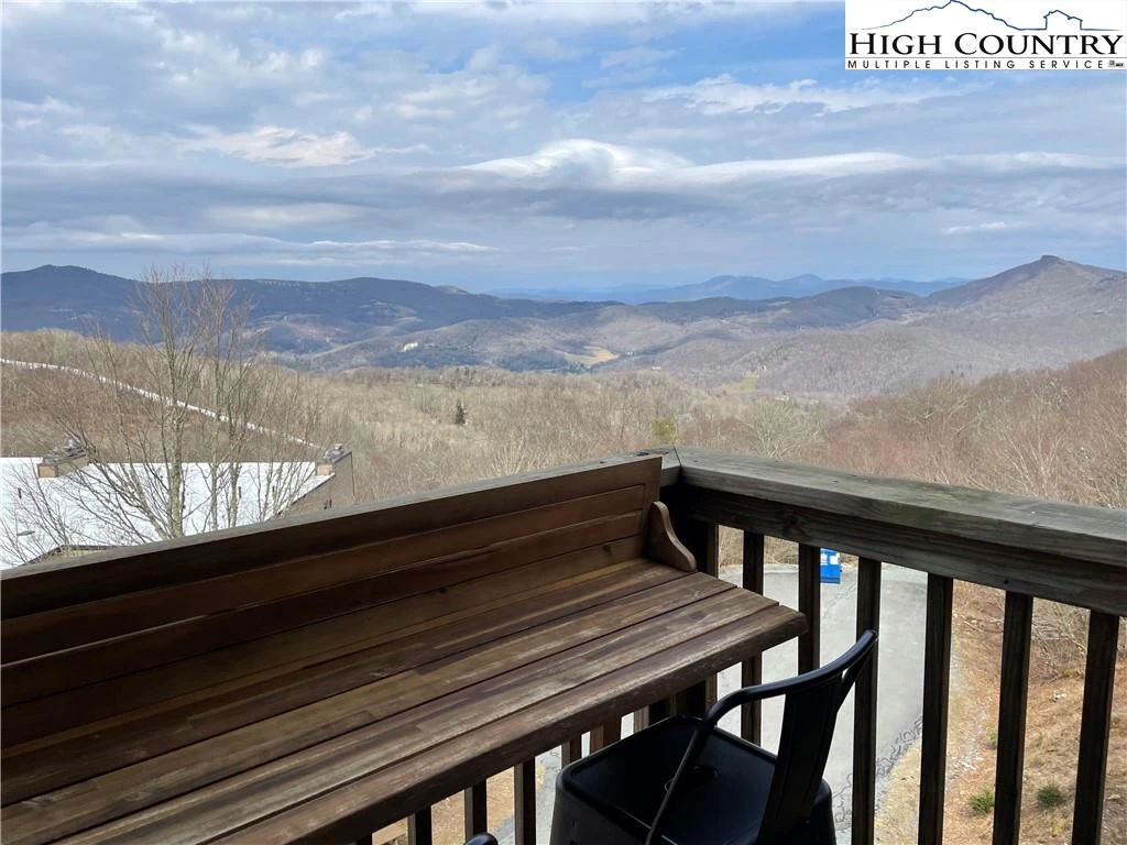 Image number 1 for the current listing