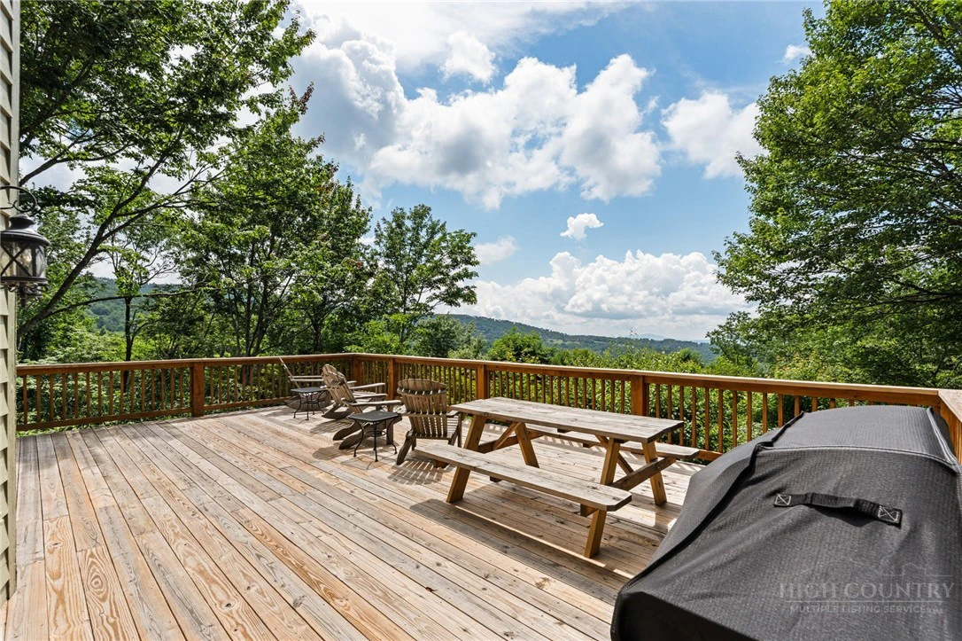 Image number 5 for the current listing