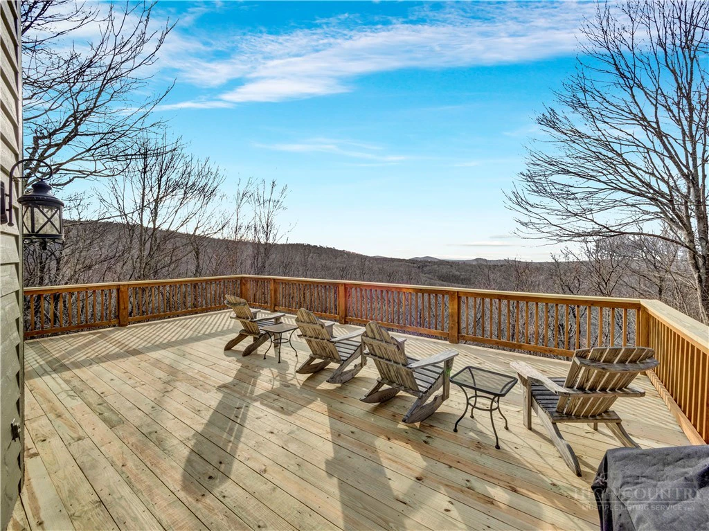 Image number 4 for the current listing
