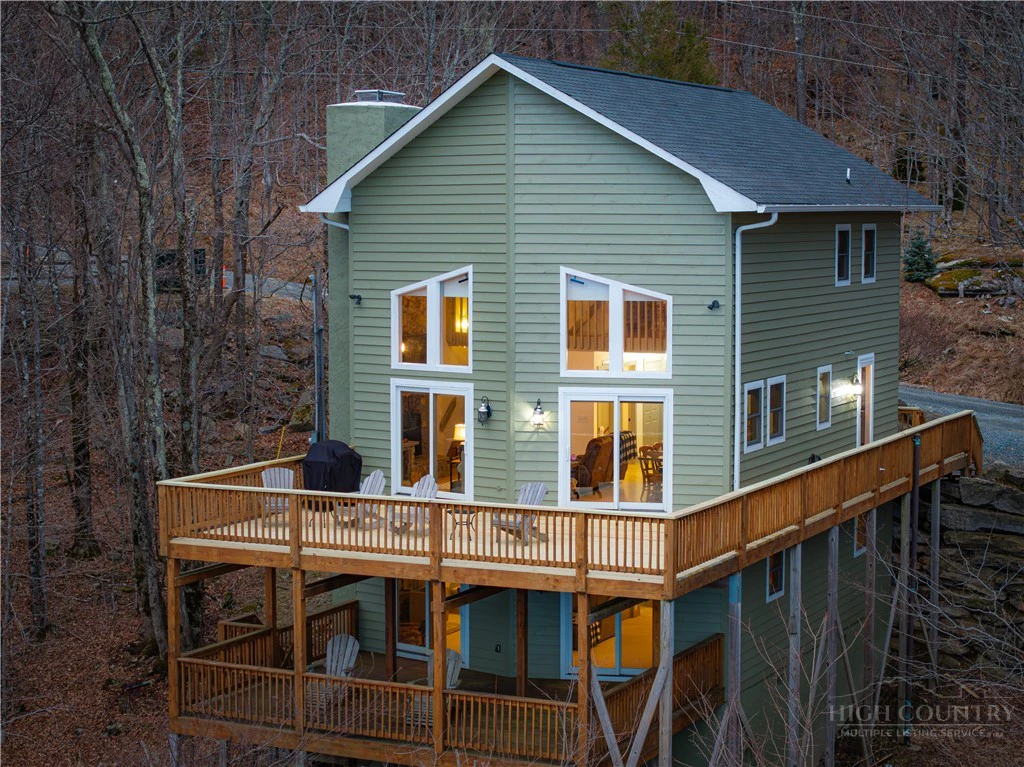 Image number 3 for the current listing