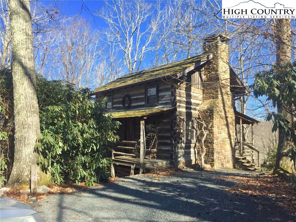 Image number 1 for the current listing