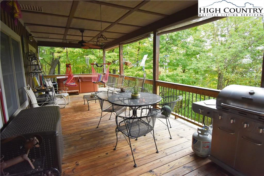 Image number 5 for the current listing