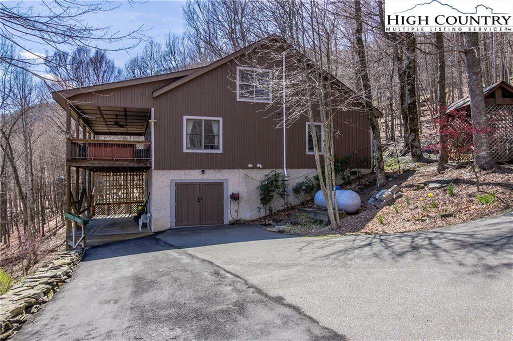 Image number 18 for the current listing