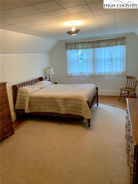 Image number 12 for the current listing