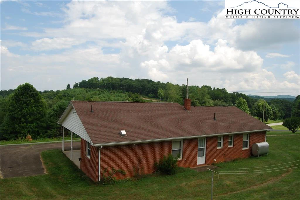 Image number 8 for the current listing